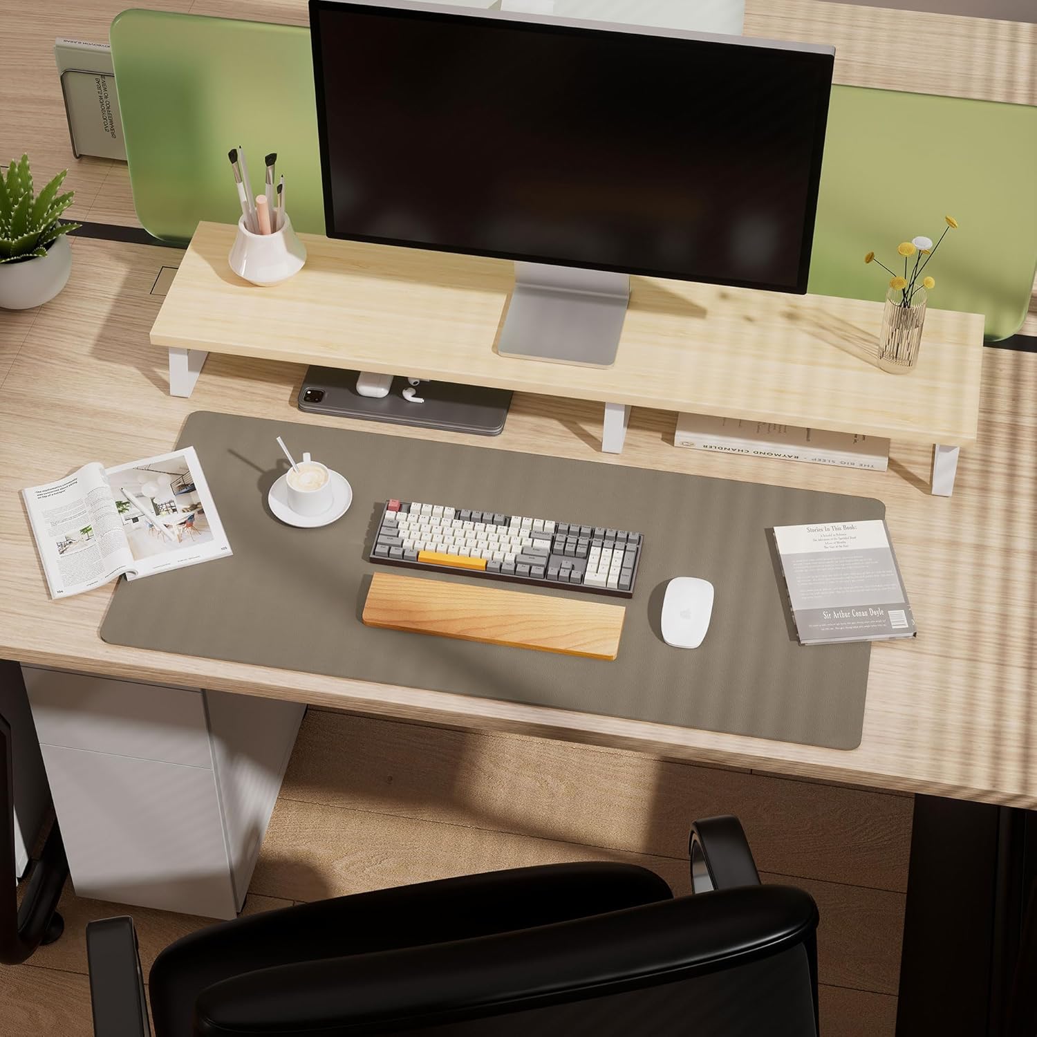 Aothia Sous-main de bureau en liège, double face en liège naturel et cuir PU, tapis de souris/protecteur de table, facile à nettoyer, imperméable pour bureau/maison (café, 65 x 35 cm) – Image 5