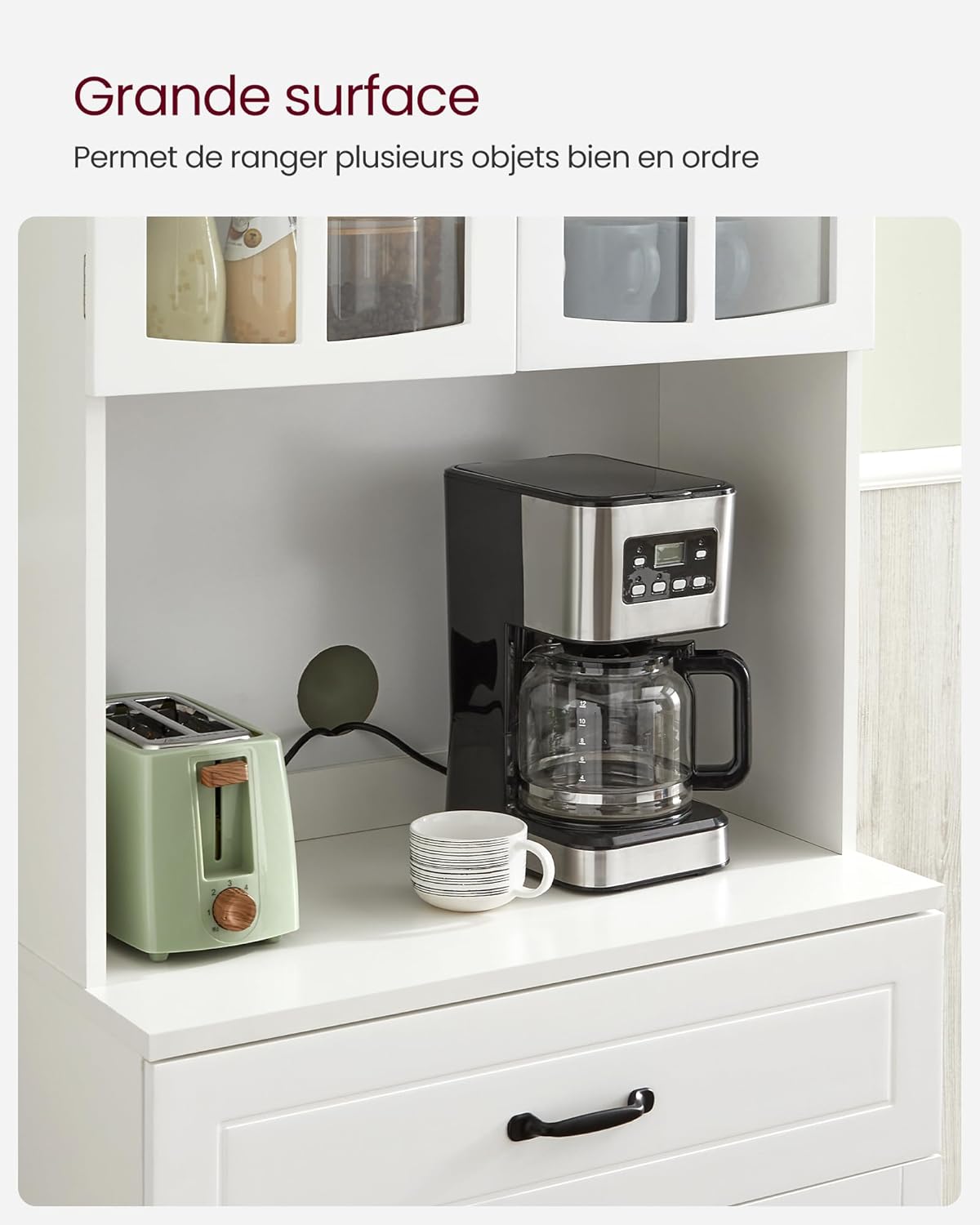 VASAGLE LSC361W21 Buffet haut de cuisine, meuble de rangement, garde-manger, placard, avec portes en verre et étagères réglables, passe-câble pour micro-ondes, style moderne, blanc LSC361W21 – Image 6
