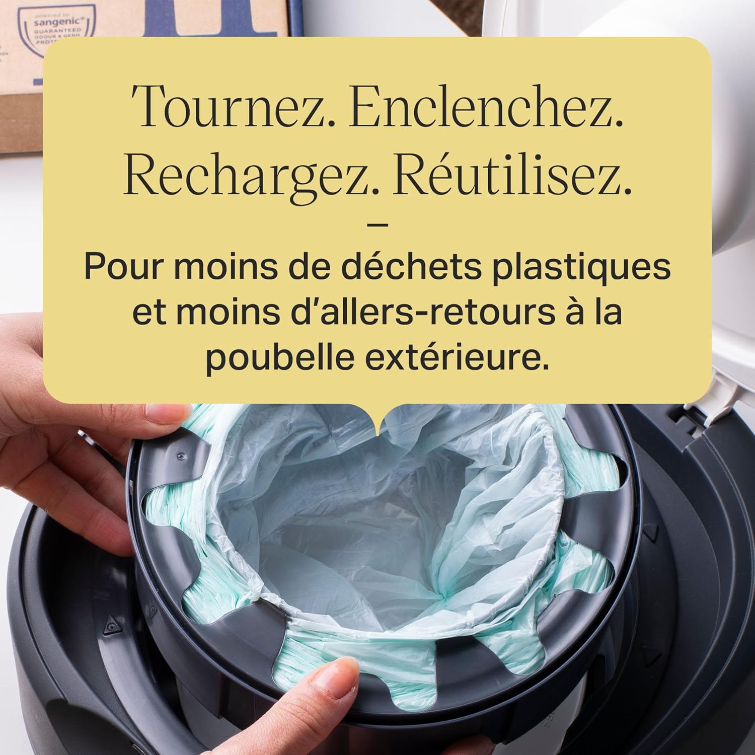 Tommee Tippee Twist & Click Film de recharge pour poubelle à couches, lot de 3, longueur 10,5 m chacun, film antibactérien multicouche*, s'adapte à la cassette Twist & Click, 3 x 10,5 m – Image 7