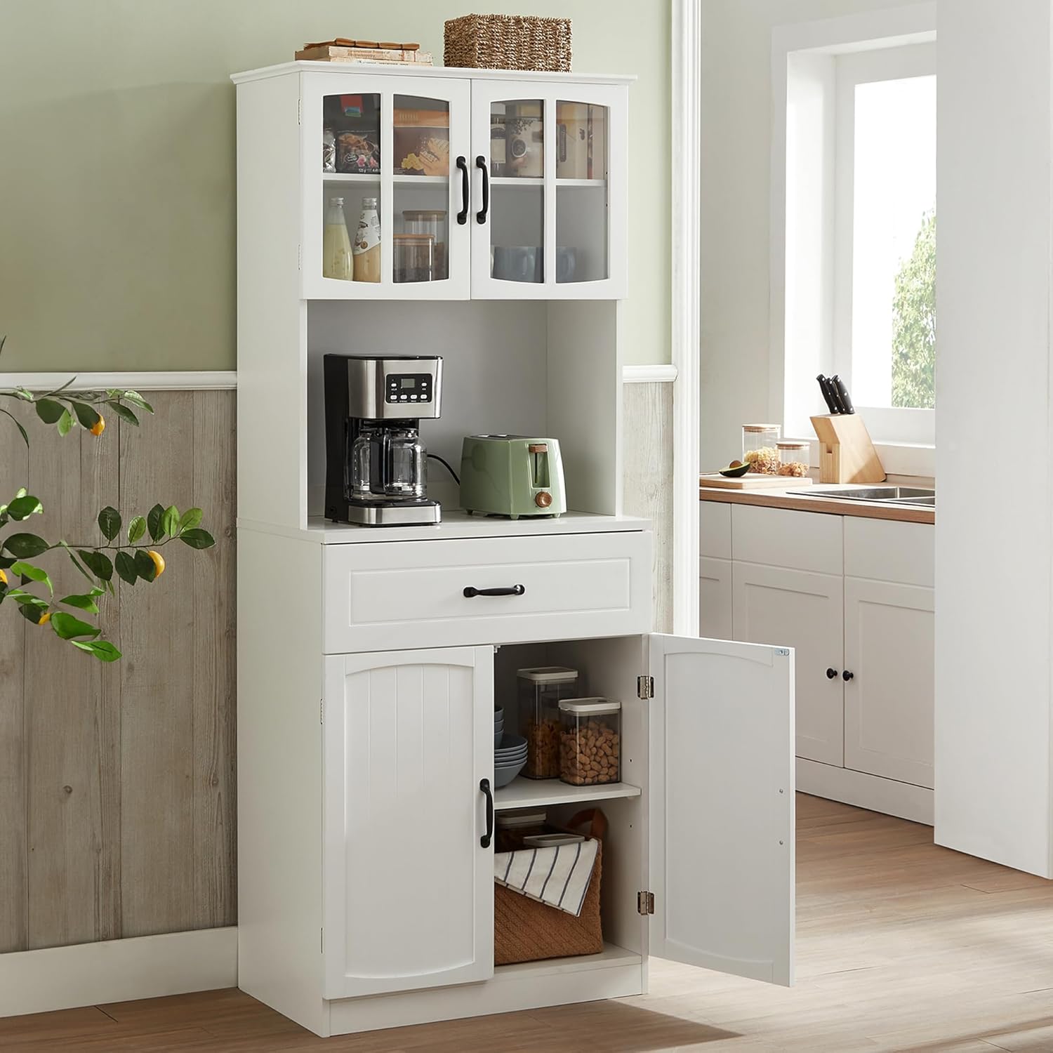 VASAGLE LSC361W21 Buffet haut de cuisine, meuble de rangement, garde-manger, placard, avec portes en verre et étagères réglables, passe-câble pour micro-ondes, style moderne, blanc LSC361W21 – Image 2