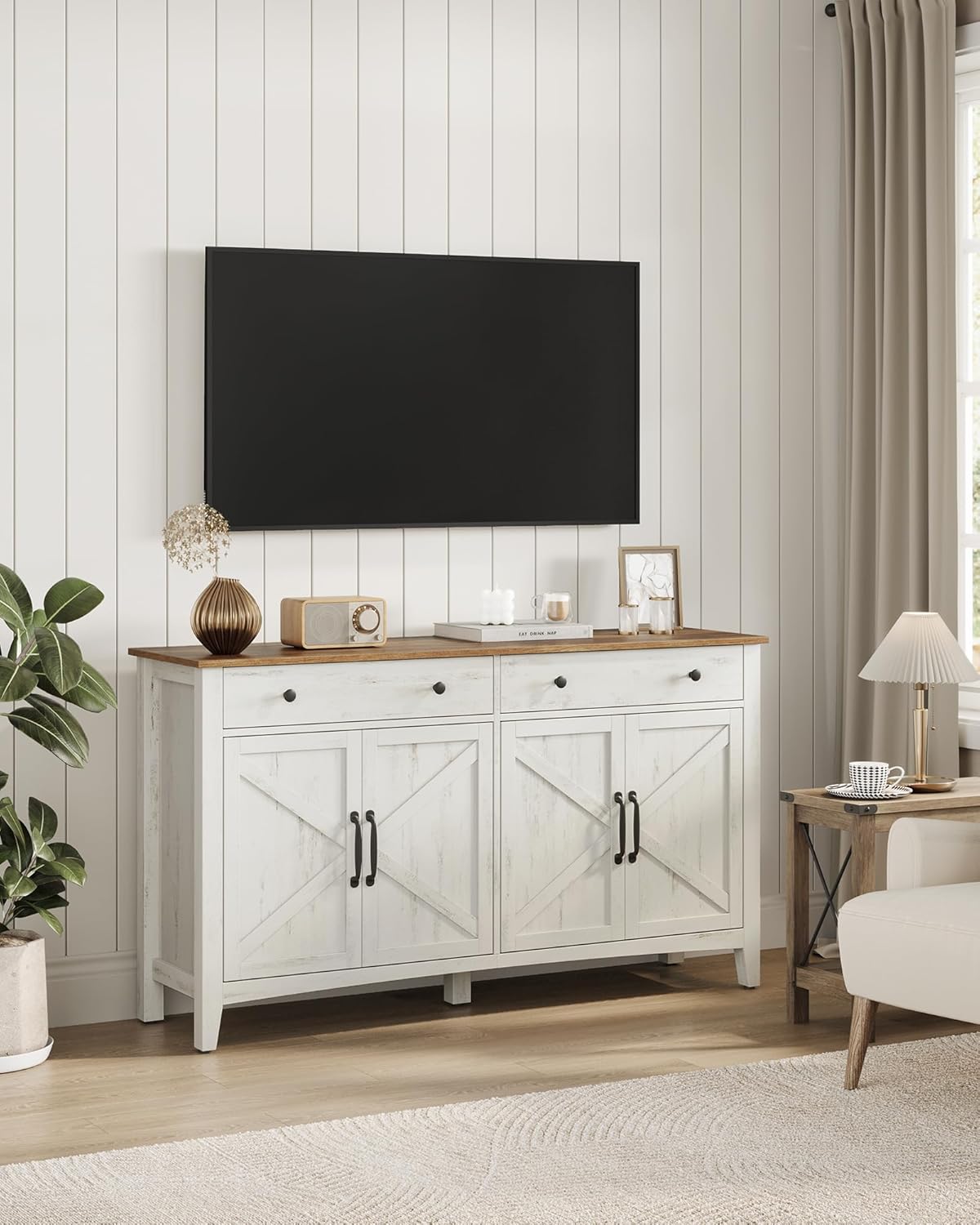 VASAGLE BBK381W02 Buffet, meuble de rangement avec tiroir, meuble de cuisine avec portes, étagère réglable, style campagnard, pour salon, 40 x 140 x 80 cm, blanc rustique et marron miel – Image 7